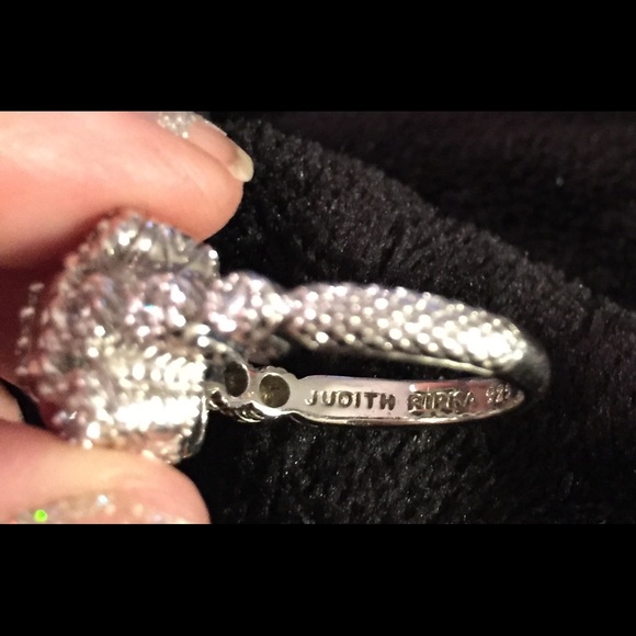 Judith Ripka Diamonique flower sterling ring - Picture 5 of 13